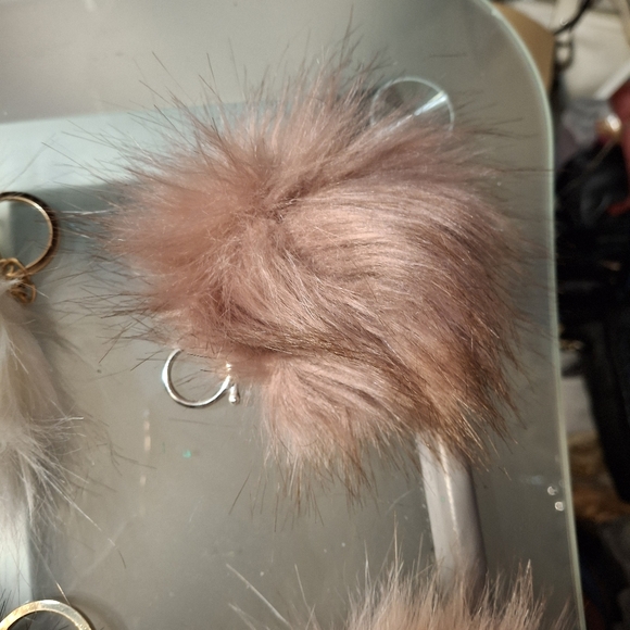 Faux Fur Pom Pom Bag Charm Keyring. Luxury Handmade Bag Jewelry Dusty Rose Pink - Picture 3 of 3